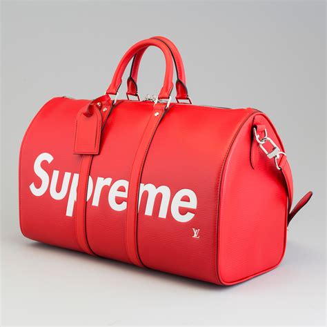 supreme x louis vuitton taske|louis vuitton x supreme.